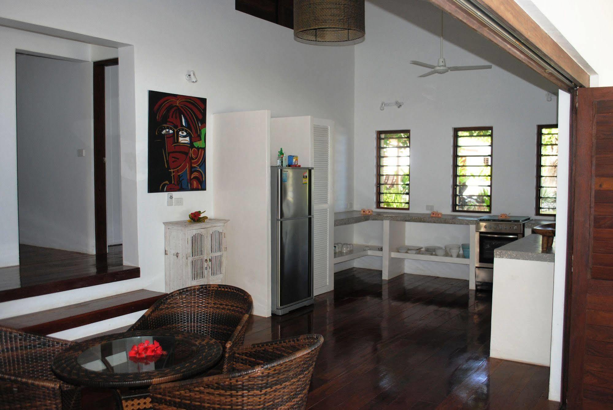 Angelfish Cove Villas Port Vila Esterno foto